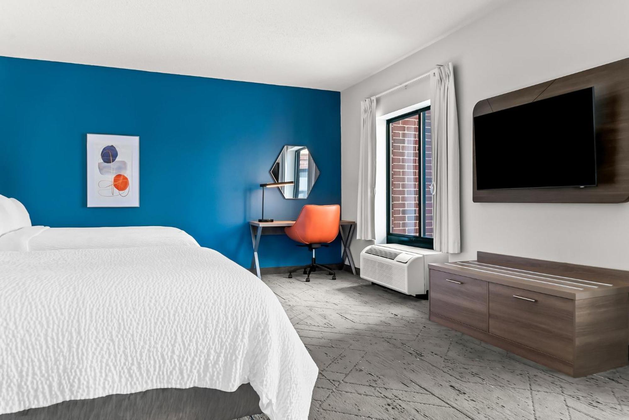 Holiday Inn Express & Suites Detroit - Novi By Ihg Exterior photo